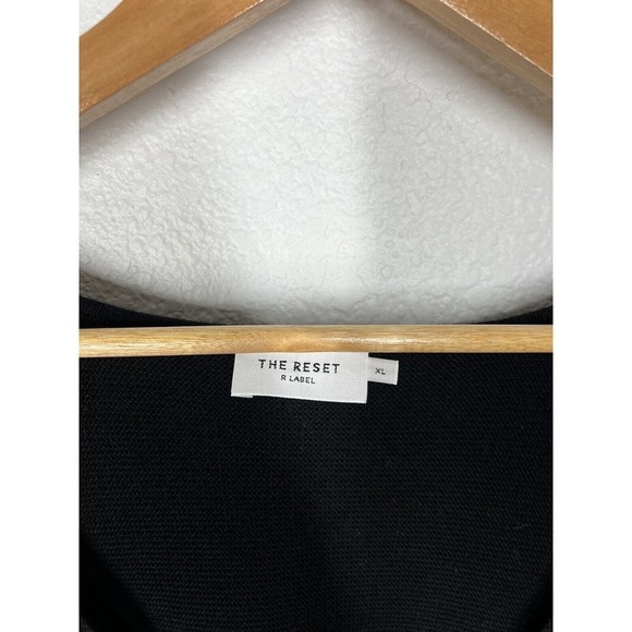 The Reset R Label XL Black Wool Knit Top Sleeveless Vneck Tank - Picture 2 of 4